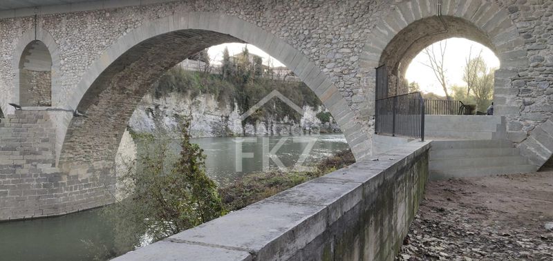 Foto d15480b7-bdb3-41a8-af33-c0c4df323f57. Local comercial a Manlleu