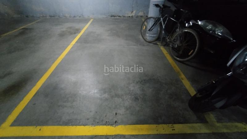 Foto 67c7f654-d1fa-4b54-936b-eb4a891315a2. Aparcament cotxe a eix onze de setembre 25 a El Sucre-El Nadal Vic