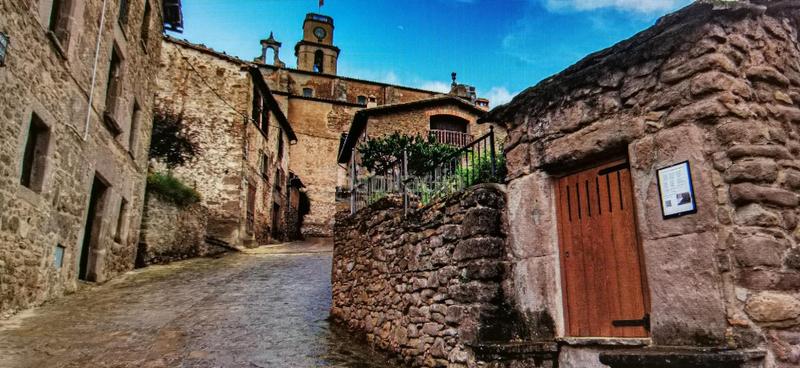 Foto 8dd64ead-ba91-4cf6-be2d-512fad548b7e. Édifice dans Sant Boi de Lluçanès