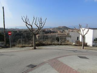 Residential Plot in De l'esquerda 38. Terreny en venda al carrer de lesquerda, 422 m2.