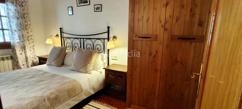 Foto c4fd6ea8-e4c7-45fd-9071-d61b0061cfb0. Ático en Setcases