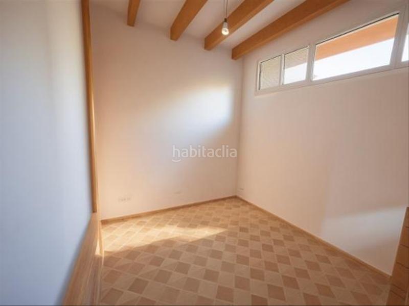 Foto 0f4126f4-8c10-49ad-93c9-55161ceecdde. Édifice dans Torelló