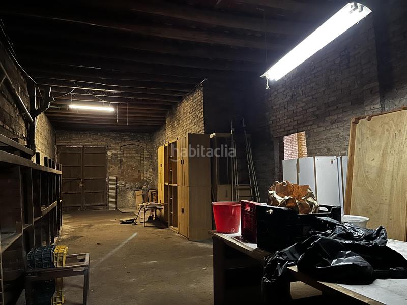 Foto 55e8e7b4-4cc4-4ffb-88d5-be466f755303. Édifice dans Torelló