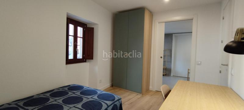 Foto 02e63f73-3b44-41a3-9593-406298f4f2a7. Rent flat with heating in Centre Vic