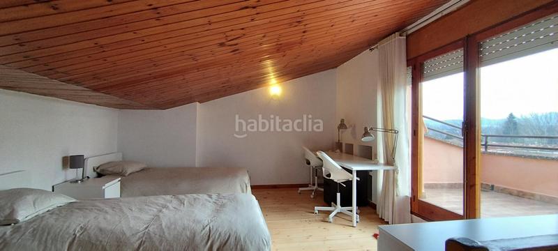 Foto 744e34f0-83c1-4021-b4ca-fe9d354441e3. Rent flat with heating in Centre Vic