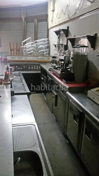 Foto c1dece0b-4677-49a3-b6c3-38093c1803ee. Locale commerciale in Can Vidalet Esplugues de Llobregat