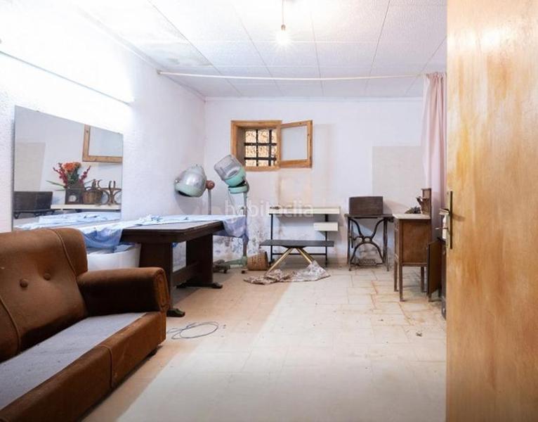 Foto 2e763cef-5594-485e-bd77-2a9133c34104. Masia amb calefacció aparcament a Garrigàs