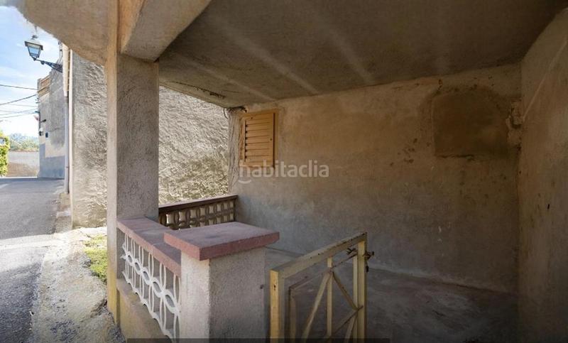 Foto 4d7b8d5b-748e-4ef1-b363-2bb2dd0c3c02. Masia amb calefacció aparcament a Garrigàs