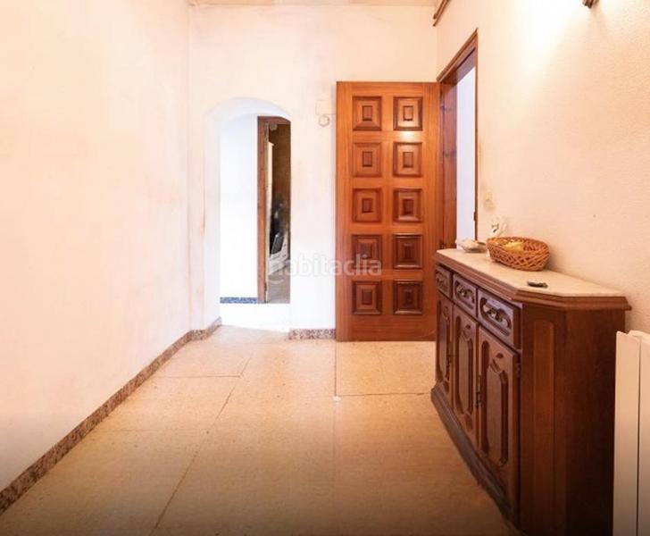 Foto e97fd101-fdc2-4601-bfd1-2cbc54852a18. Masia amb calefacció aparcament a Garrigàs