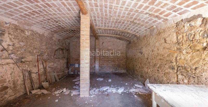 Foto fba76136-3b7e-4c16-b696-07be82d96ac2. Masia amb calefacció aparcament a Garrigàs