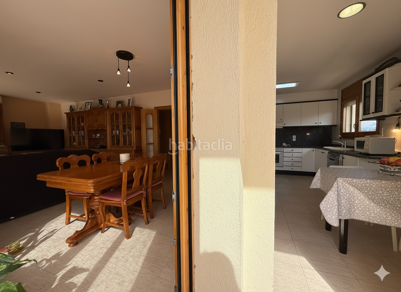 Foto 3aee8acf-44be-4c6b-8129-8ad283490301. Pis amb calefacció aparcament a Santa Eugènia de Berga