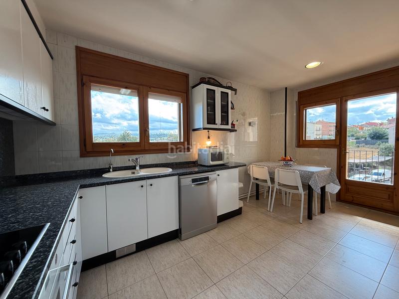 Foto debe15fe-cb9d-4ad3-ad16-30cb5ce28121. Pis amb calefacció aparcament a Santa Eugènia de Berga