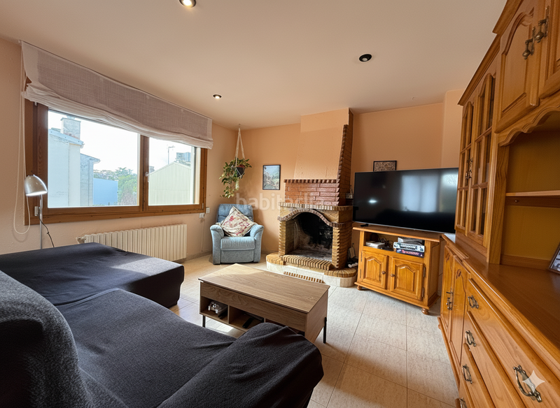 Foto e98e0b69-2894-4a1b-9638-d765104b77b5. Pis amb calefacció aparcament a Santa Eugènia de Berga