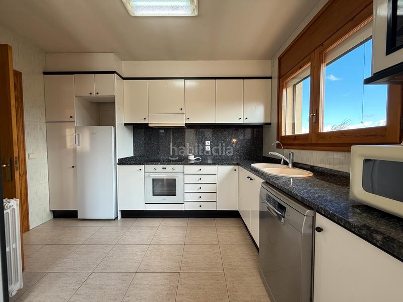 Foto ea531128-0c77-46a2-88ba-1a09afa7b684. Pis amb calefacció aparcament a Santa Eugènia de Berga