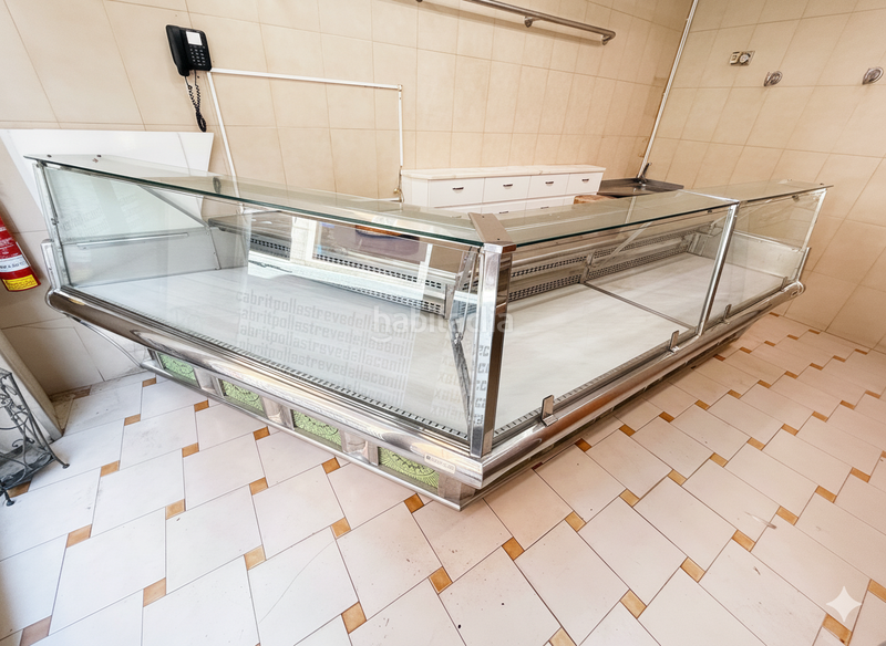 Foto df382499-3569-4f73-8b3d-eab41b8e07a7. Rent business premise in de gurb 26 in Centre Vic