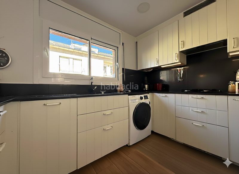 Foto 4c94ae29-1573-44d2-bdb4-0e3675b02aa6. Duplex avec chauffage dans Nord Vic