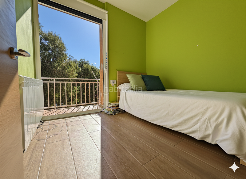 Foto b2ee2607-fa5d-4d70-b889-165ae9321ec2. Duplex avec chauffage dans Nord Vic