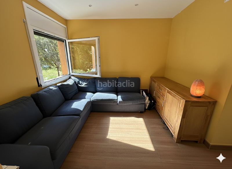 Foto b3c55f61-2c29-484a-8218-f6b80dee4b25. Duplex avec chauffage dans Nord Vic