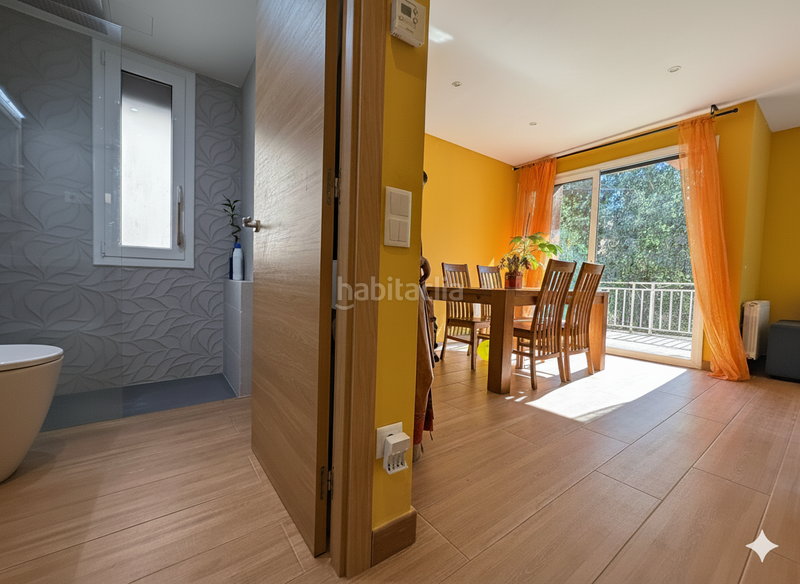 Foto d9bd318a-41ea-4277-995d-7743fd49c841. Duplex avec chauffage dans Nord Vic