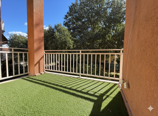 Dúplex a Nord. Casa dúplex reformada y luminosa en el barrio santa anna  estadi