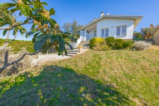 Chalet à Folgueroles. Casa a 4 vents amb jardí  en venda a folgueroles