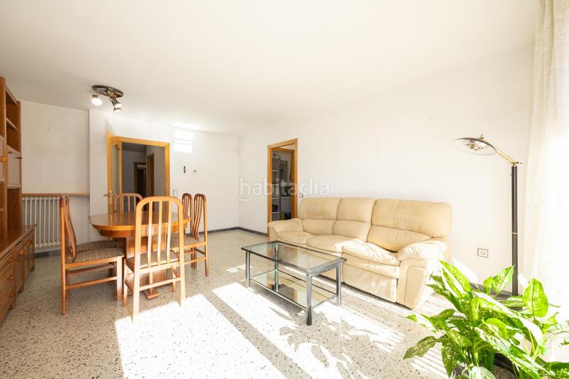 Foto f9978682-26dc-4e03-919a-d0f8af24f396. Piso pis de 4 habitacions en venda en Remei-La Guixa Vic