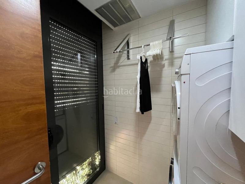 Foto e4d8e5a2-615e-412a-ba73-d50d7dfb83c9. Casa adossada amb calefacció aparcament a Estadi-Santa Anna Vic