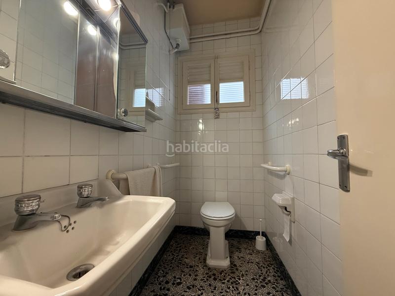 Foto 55a0319f-9a6d-407d-bc39-03ee51a5a41c. Piso  único muy céntrico con ascensor privado, balcón grande y 2 plazas de aparcamiento en Torelló