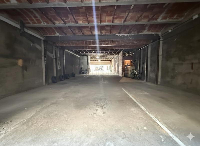 Foto 6bc48820-ba4a-4096-bb6f-bc126cfdd171. Piso  único muy céntrico con ascensor privado, balcón grande y 2 plazas de aparcamiento en Torelló