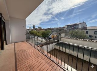 Appartement à Torelló. Piso único muy céntrico en torelló con ascensor privado, balcón