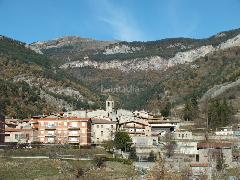 Foto 2d729554-4cd2-4982-af7e-8a4831b7a682. Edificio in Gombrèn