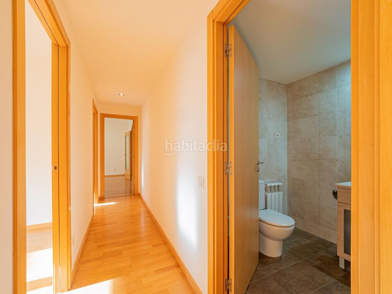 Foto 1f00007e-6e74-4f92-bc48-6de188d93e81. Pis amb calefacció aparcament a Estadi-Santa Anna Vic