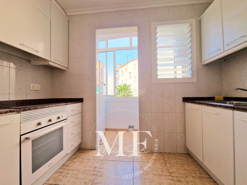 Foto 525a24a7-be70-43af-ab2d-8c050ac12afe. Appartamento in carrer del pintor zuloaga 2 in Pla de Bon Repós Alicante