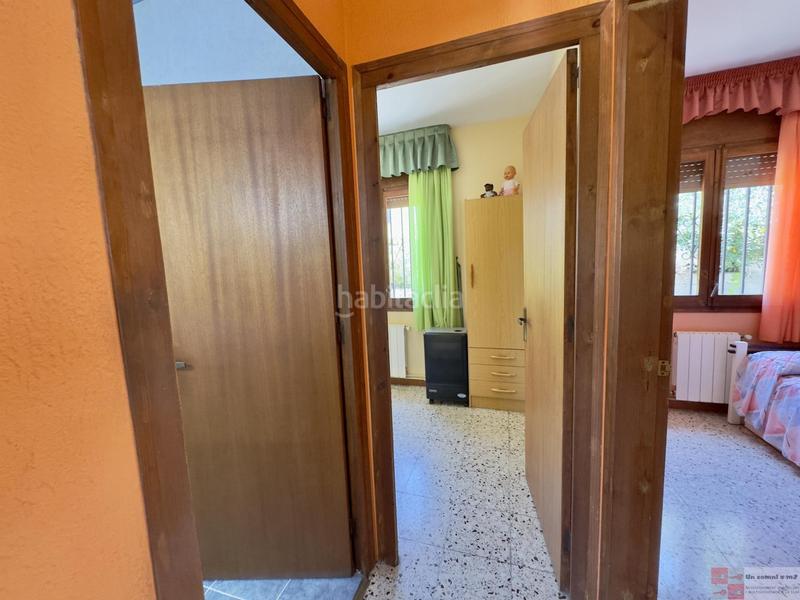 Foto eb44ef3f-4b4a-43a6-a4ce-4525a77802a3. Casa amb calefacció aparcament piscina a Piera