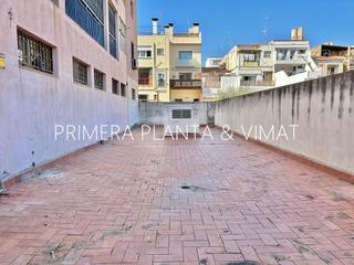 Local Comercial en Havana. Con gran terraza !!!!