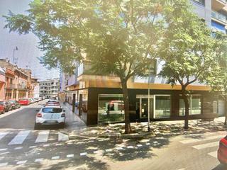 Miete Autoparkplatz in Carrer del pintor velàzquez 64. Grande en ronda prim !!