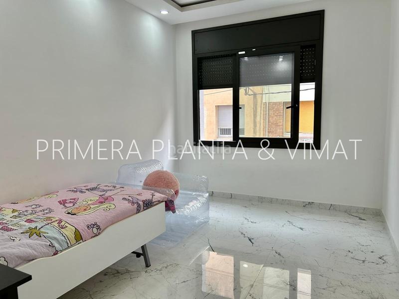 Foto d9b96500-f49b-4826-9661-93d2b418f816. Casa esquinera y a estrenar !!! en Els Molins Mataró