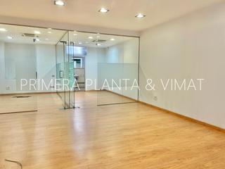 Rent Business premise in Centre. A 50 metros de la plaça de cuba !!!