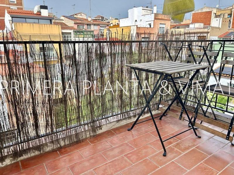 Foto d9fbeb3a-8afd-41a3-b7dd-e0a0fa7c61e7. Ático atico centrico y soleado !! en Centre Mataró