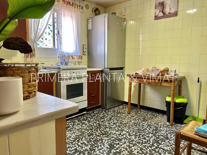 Foto 9dfb2b03-ea70-4f5d-b341-d1618fec8e2b. Casa a 4 vientos con jardin !!!! en Els Molins Mataró