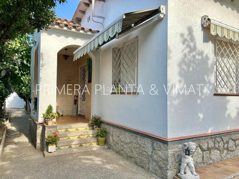 Foto acc5c69d-f10d-4d00-b626-6e0b48f83f39. Casa a 4 vientos con jardin !!!! en Els Molins Mataró