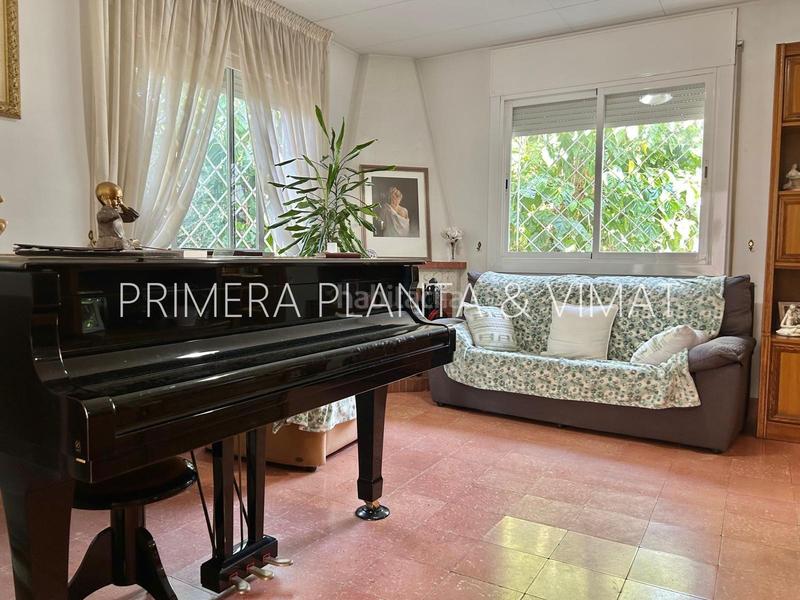 Foto ace049c3-e63d-4109-b4a8-703d5fe44210. Casa a 4 vientos con jardin !!!! en Els Molins Mataró