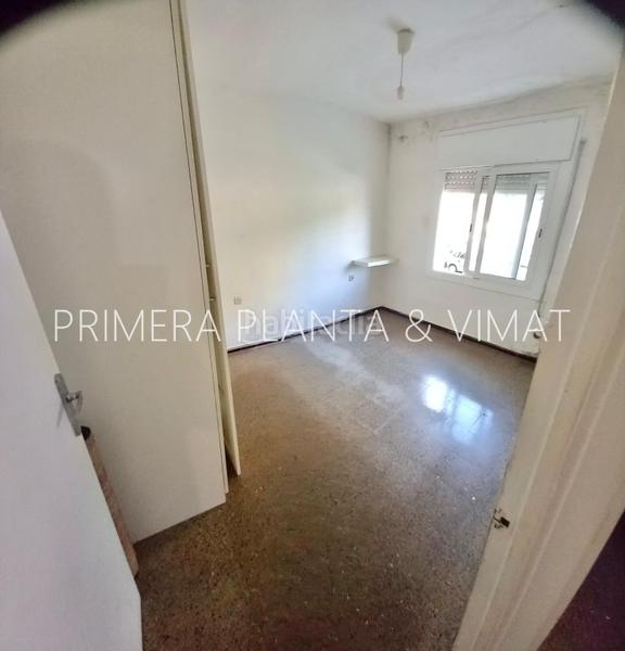 Foto 6a96818a-bea6-4f56-b8f4-dd7bdeee3fd6. Piso de 3 habitaciones en buen estado !! en El Palau - Escorxador Mataró