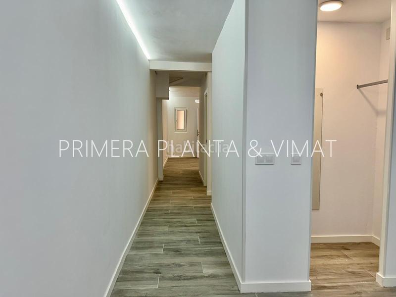 Foto d2af2bee-18c3-4d97-bff4-18f3865746dd. Alquiler planta baja para vivir y trabajar !!! en Mataró