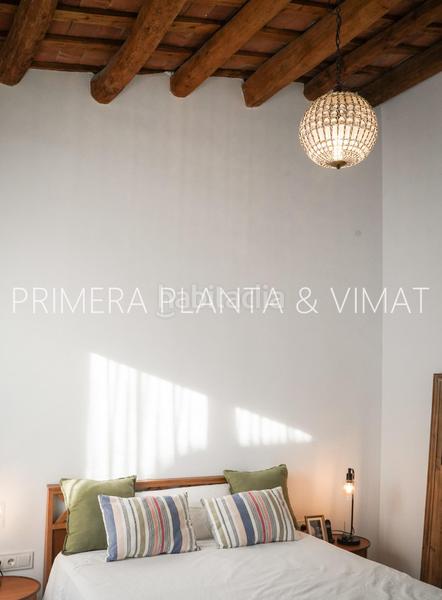 Foto 89878164-2077-4fc4-a3b1-0ac94c90729c. Casa con parcheggio piscina in Centre Mataró