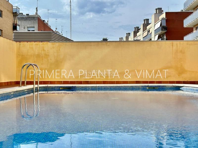 Foto 5a9368b1-8585-4bbf-b118-ac04ee23818e. Pis amb aparcament piscina a Via Europa - Parc Central Mataró