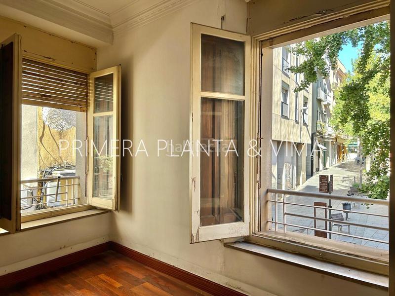 Foto 33cc74f0-b4d7-4dde-bebc-67cb156f3b74. Piso centrico y de grandes dimensiones !!! en Centre Mataró