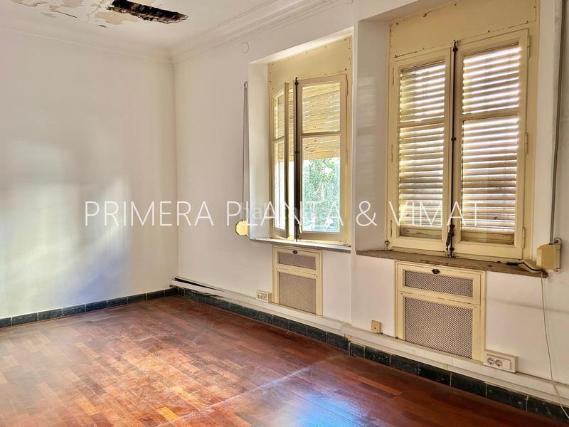 Foto 3f495951-b813-4c2f-8456-2b6d79b38d6c. Piso centrico y de grandes dimensiones !!! en Centre Mataró