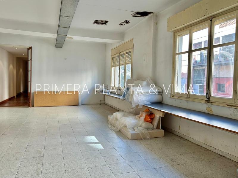 Foto 57d2ef4b-4dfe-4843-91fc-8ad1618a6034. Piso centrico y de grandes dimensiones !!! en Centre Mataró