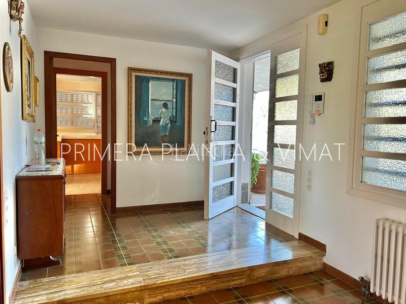 Foto 3efd43e0-a7a3-4e2c-bb3b-09d59f77545e. Chalet con riscaldamento parcheggio piscina in Urbanitzacions Mataró